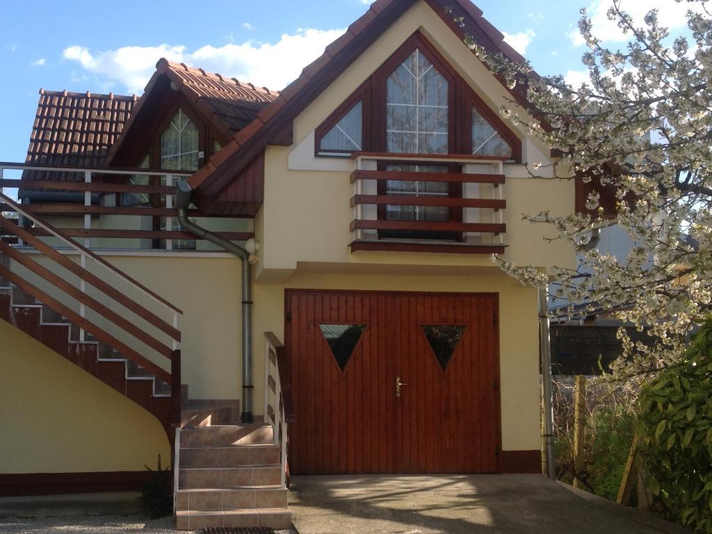 Jokai Apartmanhaz Hévíz Exteriör bild